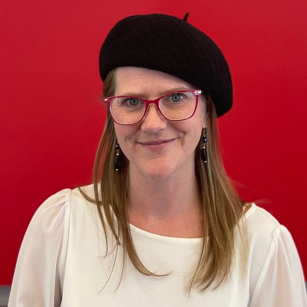 Nadine Middlemiss Receptionist